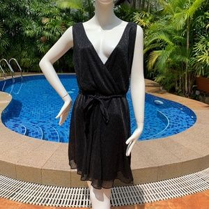 Banana Republic Black Metallic Cocktail Double V Dress Size Medium Holiday Chic